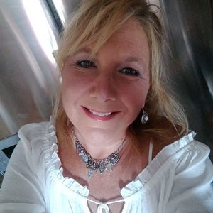 Meet your Posher, Cherie